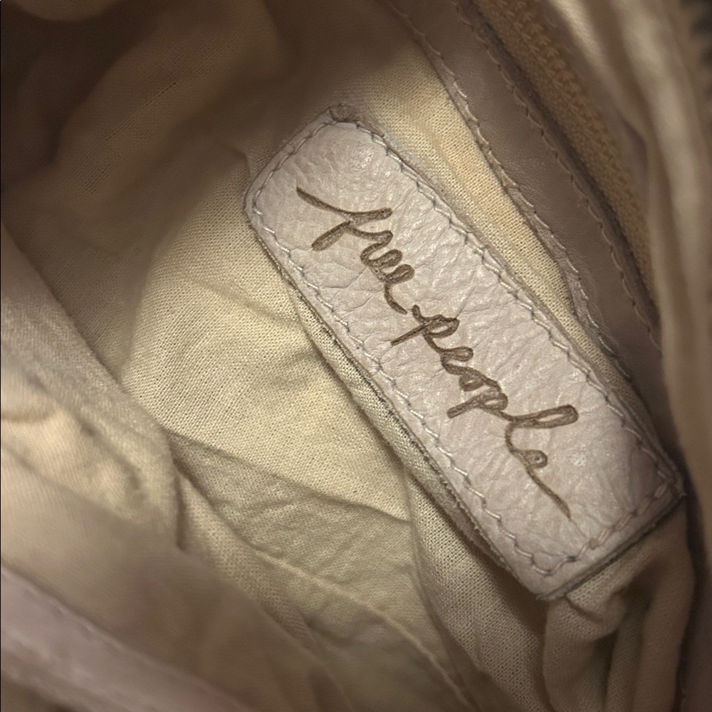 Free People beige leather purse - Picture 3 of 5